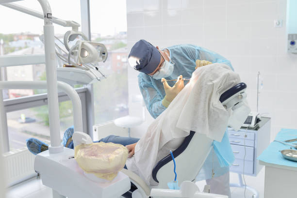 Best Cracked Tooth Emergency Dentist  in Clarksville, TX